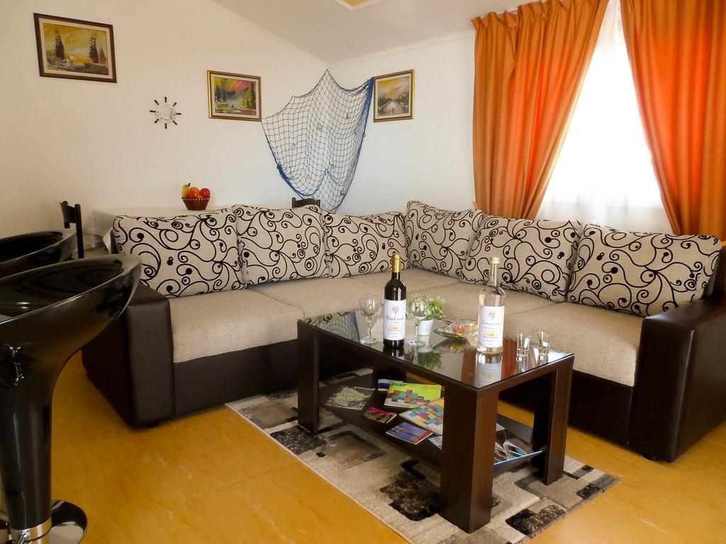 Apartments Miles Utjeha Dış mekan fotoğraf