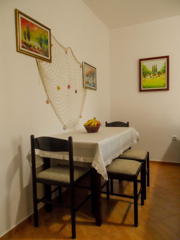 Apartments Miles Utjeha Dış mekan fotoğraf