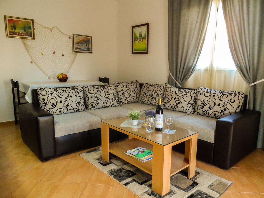 Apartments Miles Utjeha Dış mekan fotoğraf
